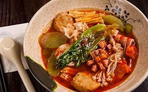 麻辣烫怎么做视频,家常美味一网打尽