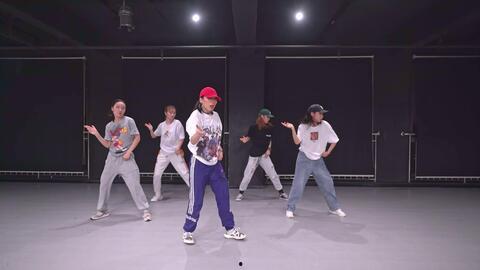 手舞蹈视频,跟随视频领略舞蹈魅力