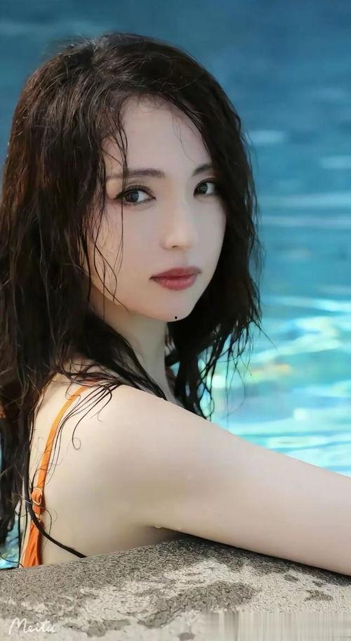 赤裸美女视频,揭秘网络视频背后的真相与争议