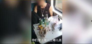 耍酒疯视频,揭秘网络热传耍酒疯视频背后的真相