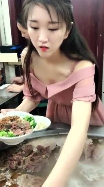 吃瓜爆料面馆老板娘,吃瓜爆料背后的故事