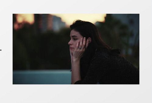 伤感的视频素材,那些触动心灵的伤感瞬间