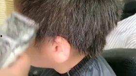 小朋友理发视频,欢乐时光里的剪刀舞蹈